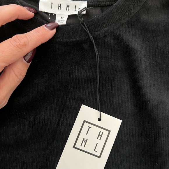 NWT, THML METALLIC TOP - Picture 4 of 5